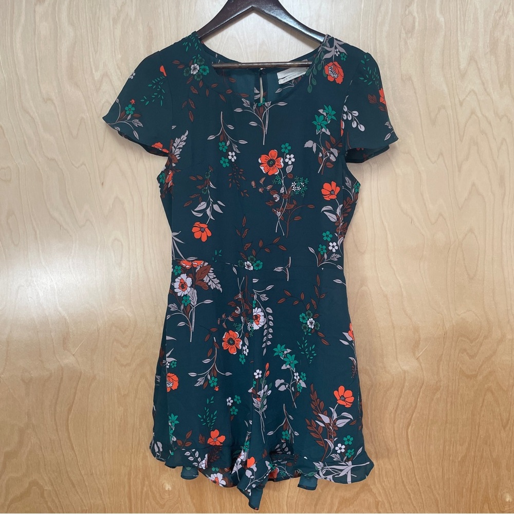 Urban Outfitters- Green Floral Romper with Open Back - Size XS
